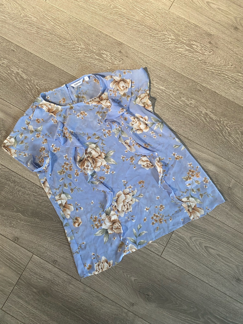 Reitmans Light Blue Floral Ruffle Short-Sleeve Top